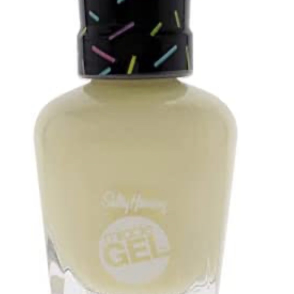 Sally Hansen Miracle Gel Nail Color, A-Dough-Able.5 fl oz #165